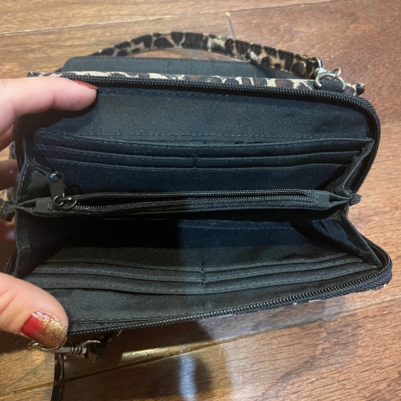 Leopard Wallet on a String Shoulder Strap - Picture 5 of 5